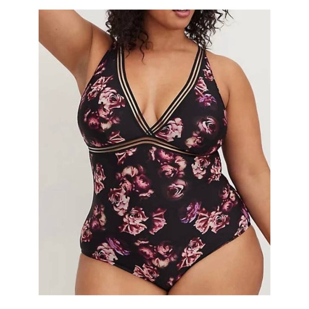 Torrid‎ Midnight Rose Floral Elastic Inset Wireless One Piece Swimsuit Size 2X